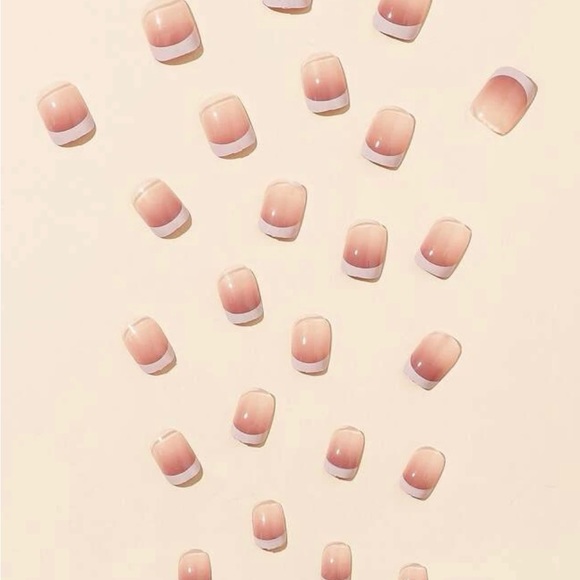 24pcs Medium Square French Blush Nails (Copy) - Picture 3 of 5